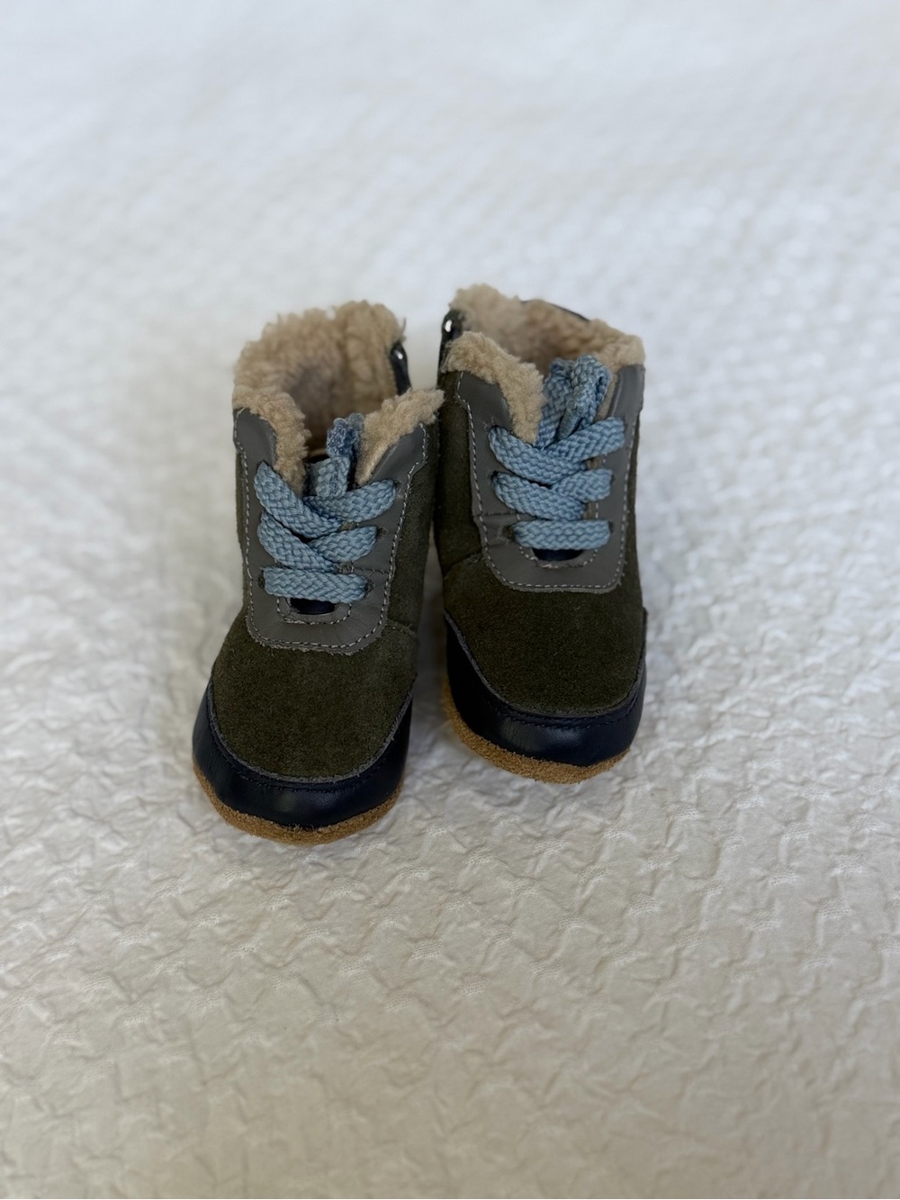 Robeez Olive Green Faux-Fur Lined Baby Walker Boots with Light Blue Laces